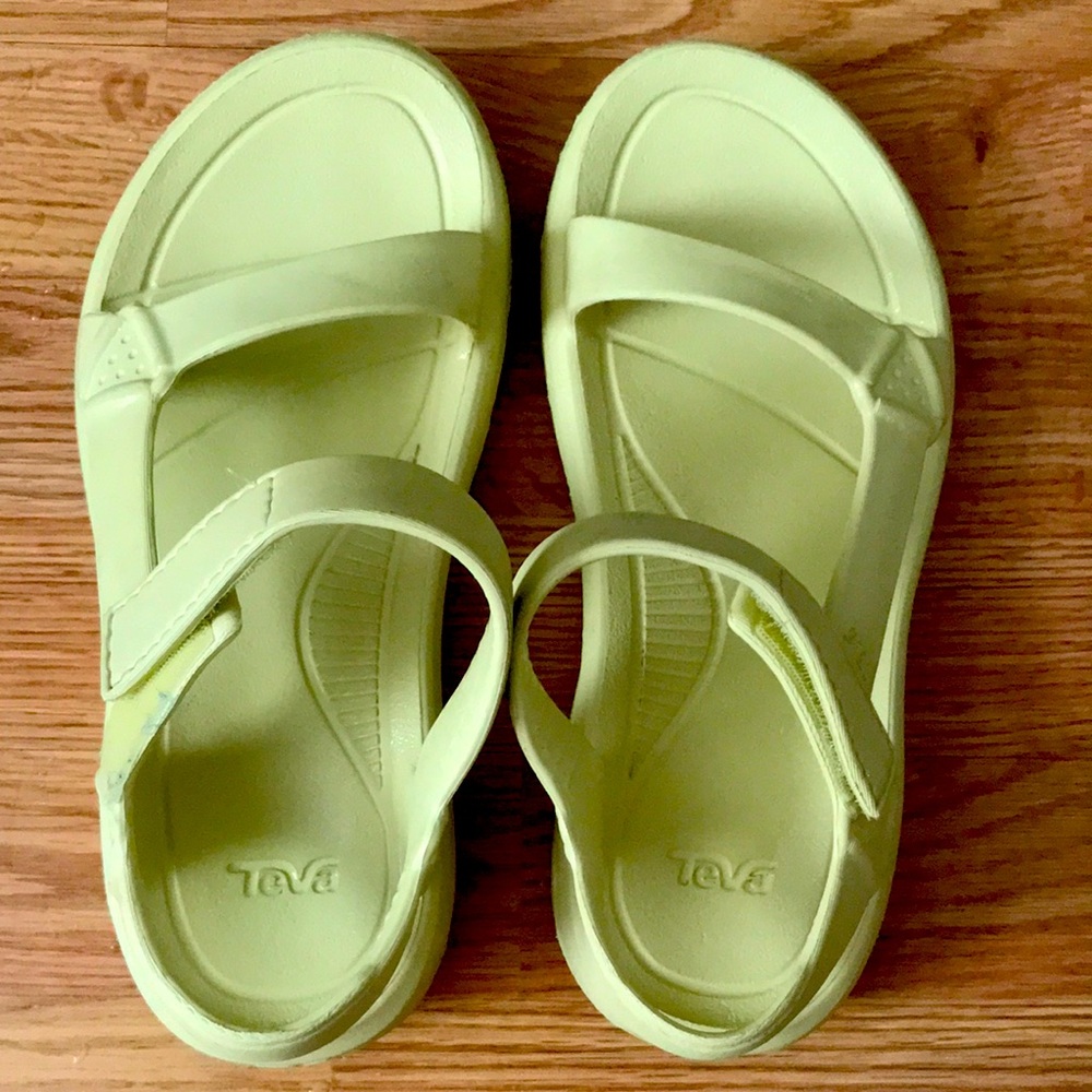 Teva Ankle Strap Women’s Sandals 8